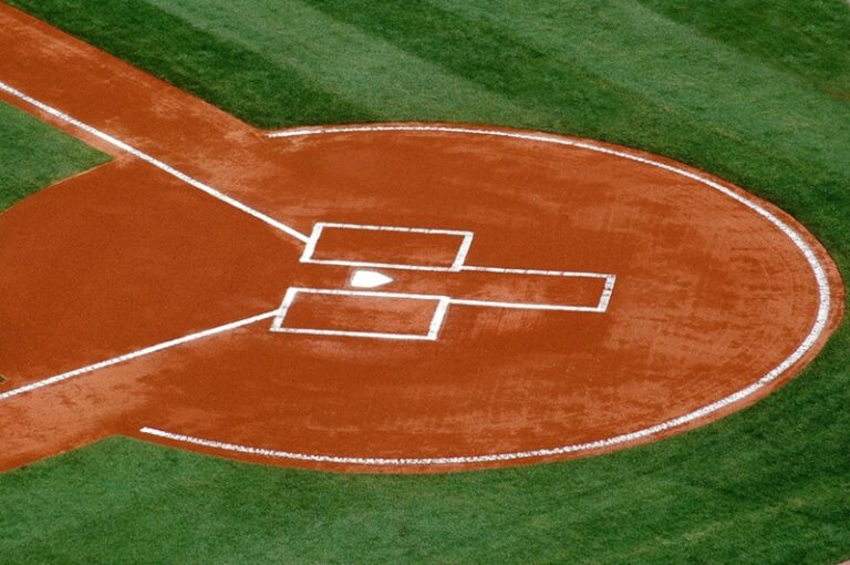 home-plate-1592627_1280