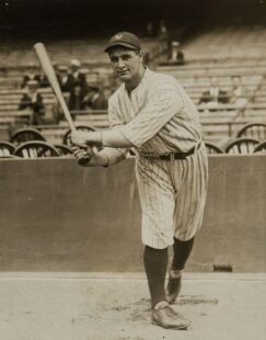 Black-and-white portrait of Lou Gehrig in a New York Yankees uniform.