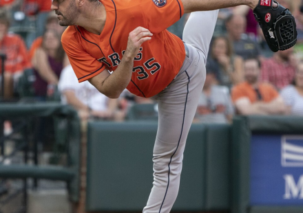 Justin Verlander executes a pitch on the mound.